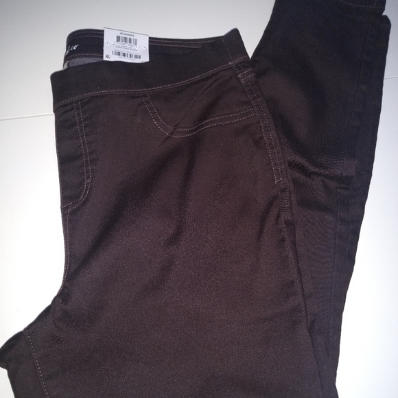 Style & Co. Denim - Style and co Jeggins Dark Chocolate size Large NWT